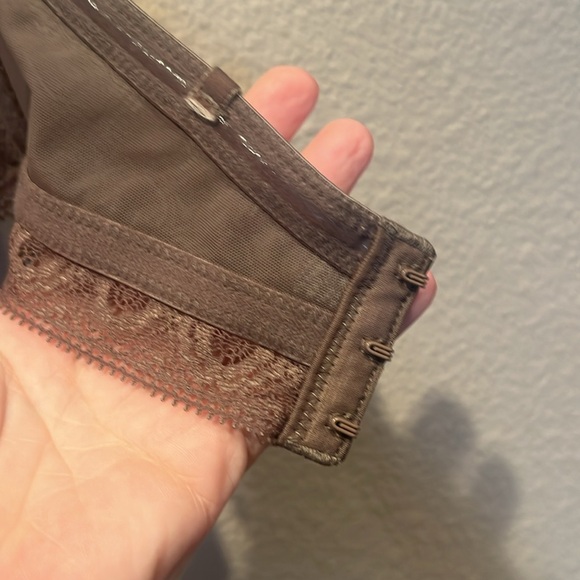 aerie Women’s Taupe Brown Lace Band Strapless Bra Size 34B - Picture 6 of 11